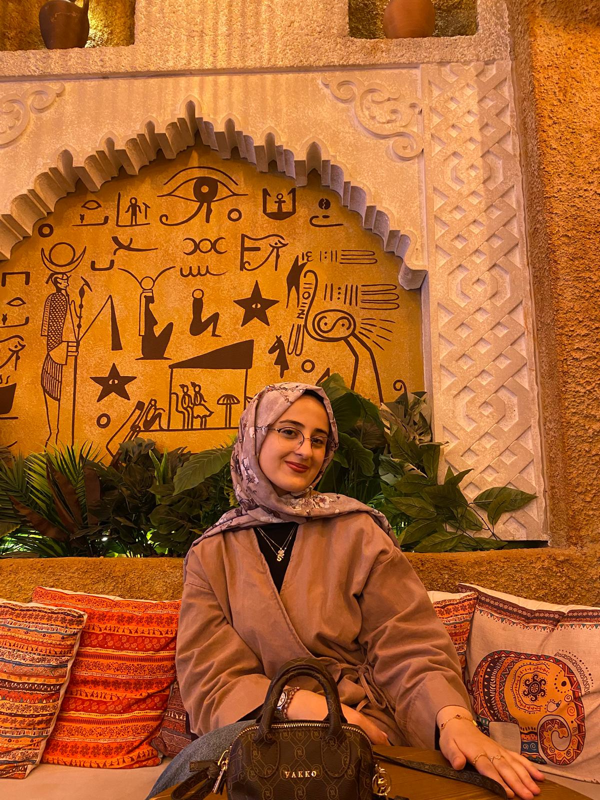 Sümeyye - Ayna Selfie