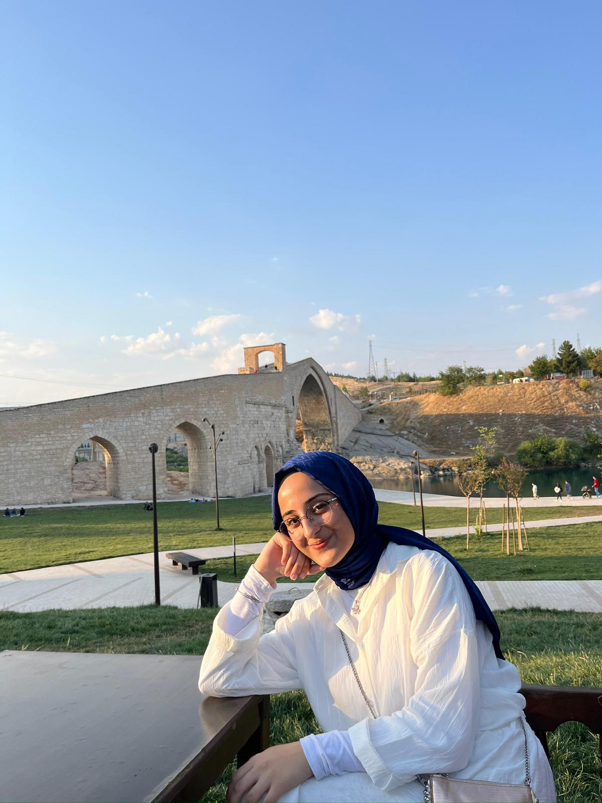 Sümeyye - Tarihi Köprü